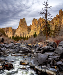 The Crooked River’s Passage